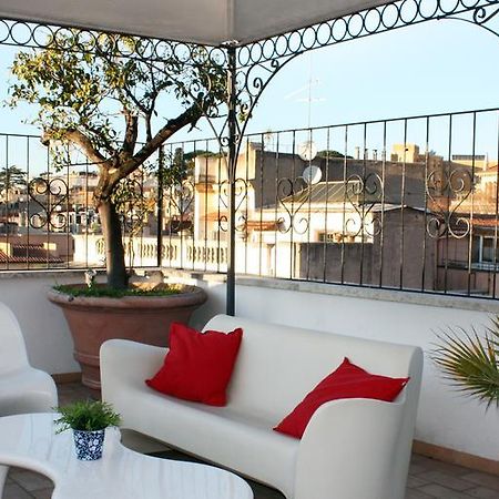Roma Resort Trevi Bagian luar foto