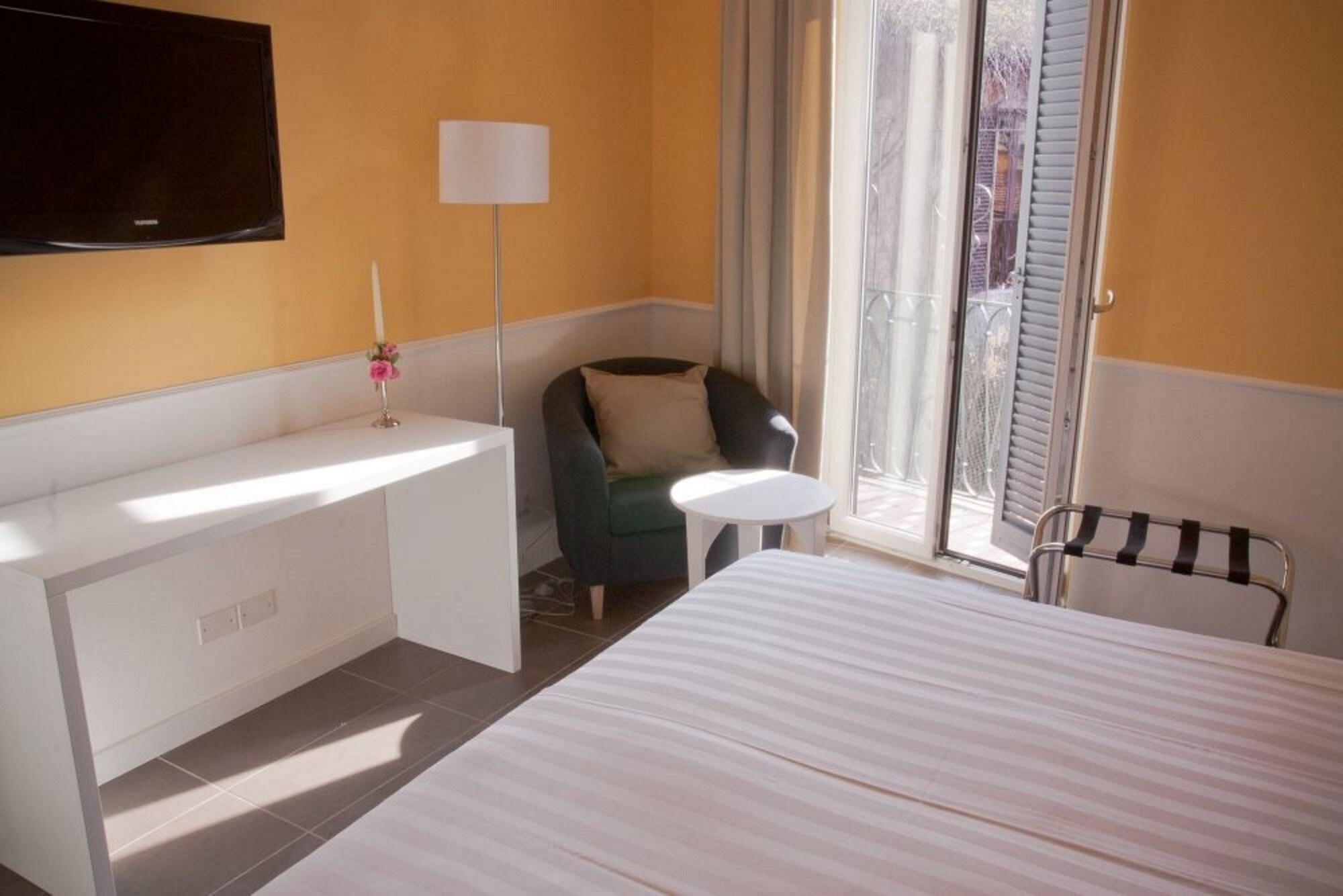 Roma Resort Trevi Bagian luar foto